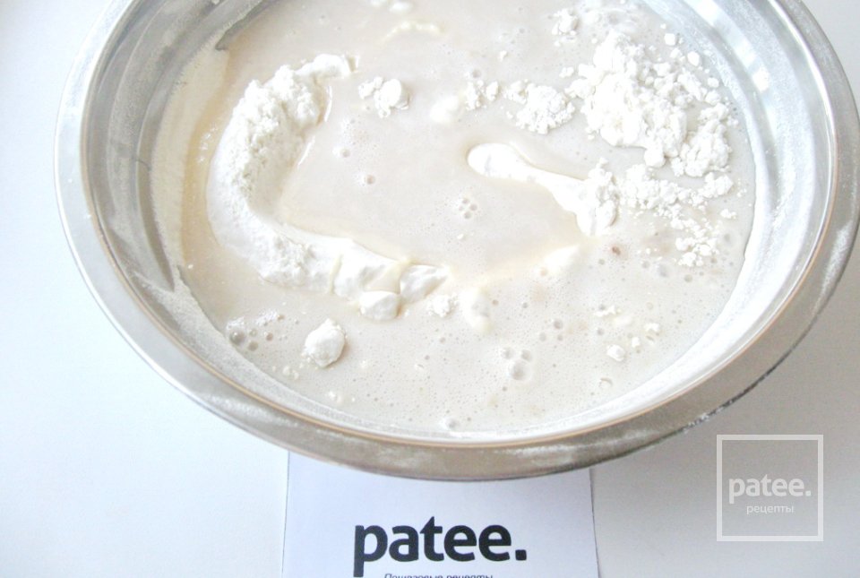 Сдобный рулет c  вишней и маком - Шаг 8