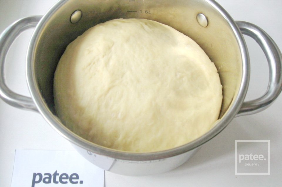 Сдобный рулет c  вишней и маком - Шаг 12