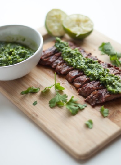 Говяжий стейк под соусом чимичурри - Шаг 11