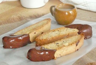 Ванильные бискотти с миндалем