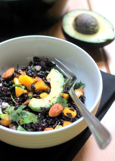 Салат из черного риса с манго и авокадо - Шаг 10