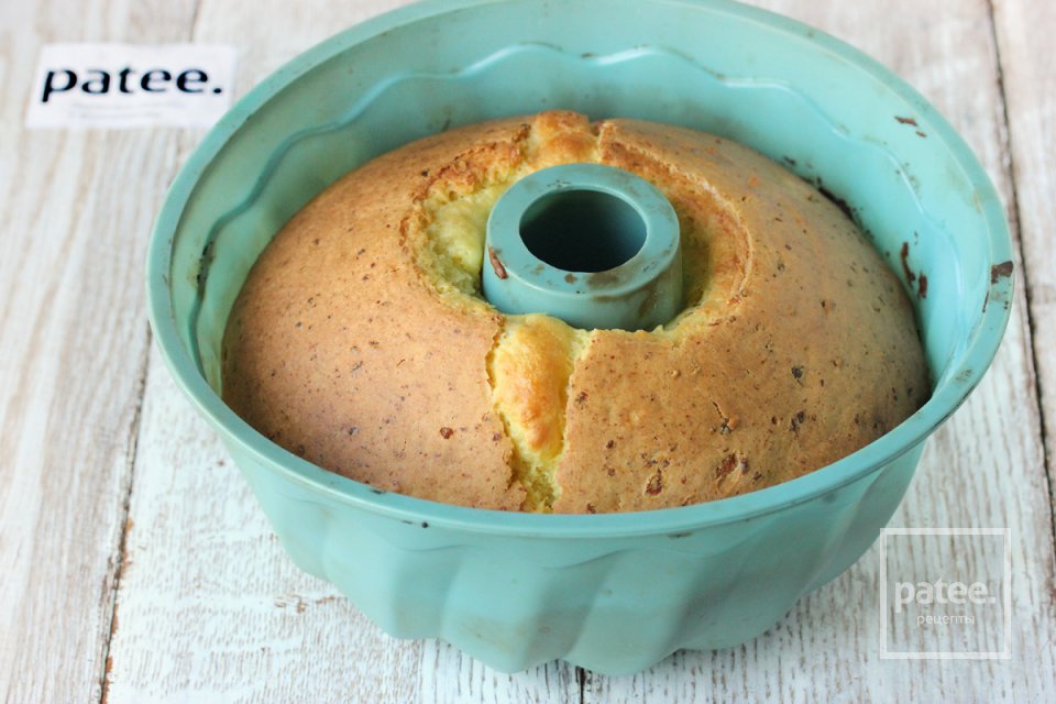 Творожный кекс с миндальными хлопьями - Шаг 13