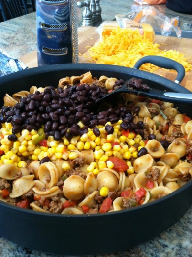 Паста с говяжьим фаршем и сыром - Шаг 7