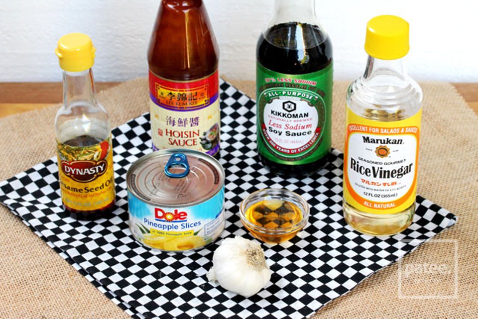 Сэндвич с говяжьим бургером, ананасом и соусом терияки - Шаг 1