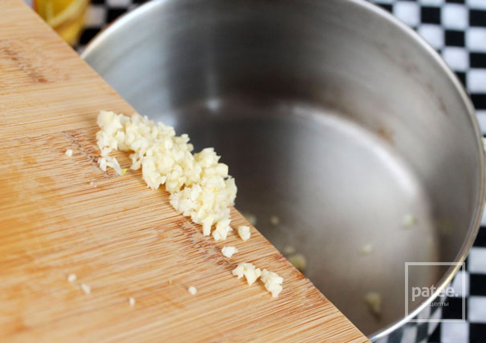 Сэндвич с говяжьим бургером, ананасом и соусом терияки - Шаг 3