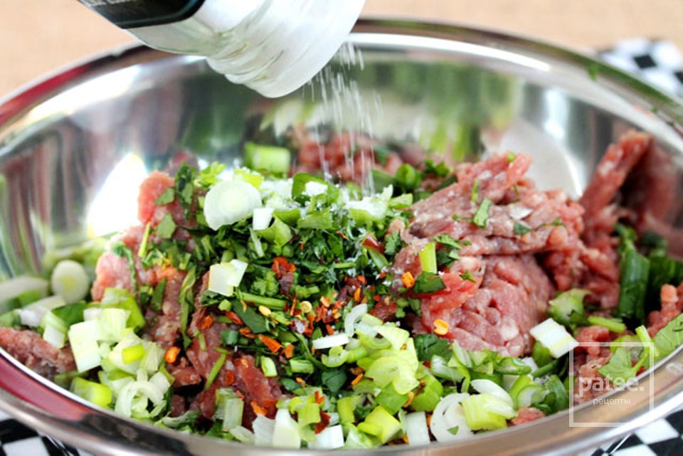 Сэндвич с говяжьим бургером, ананасом и соусом терияки - Шаг 17