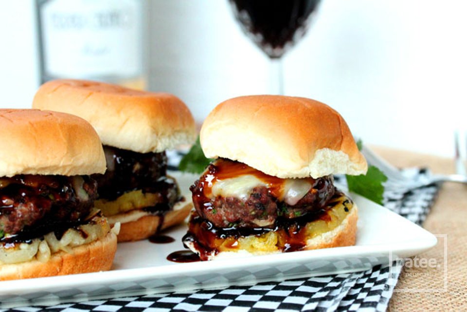 Сэндвич с говяжьим бургером, ананасом и соусом терияки - Шаг 34