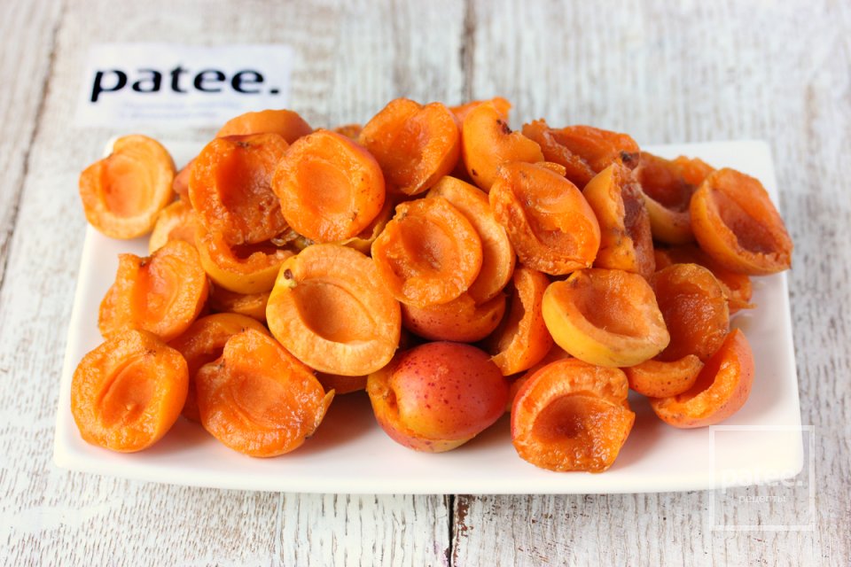 Пирог с абрикосами и миндальной корочкой - Шаг 2