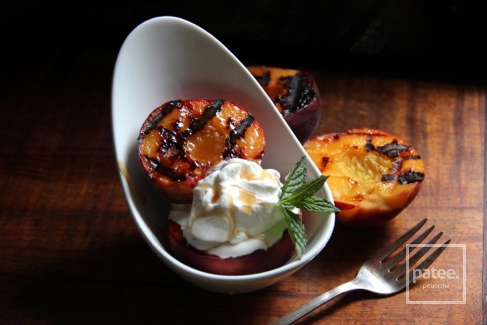 Жареные персики с медовым маслом - Шаг 8