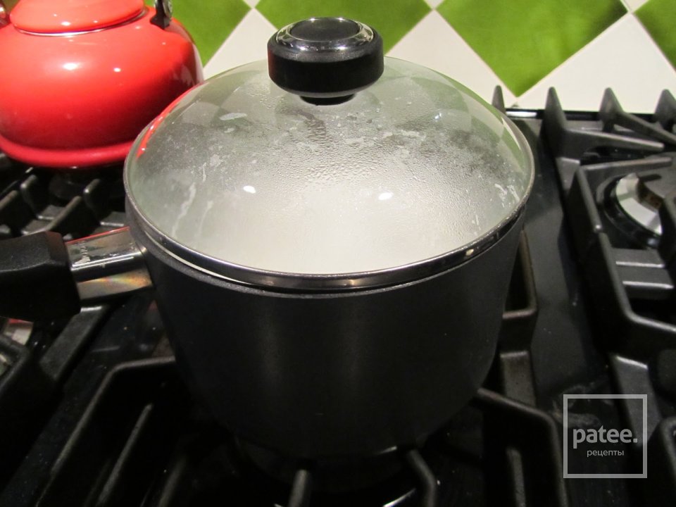 Вишнево-миндальные аранчини с шоколадным соусом - Шаг 2