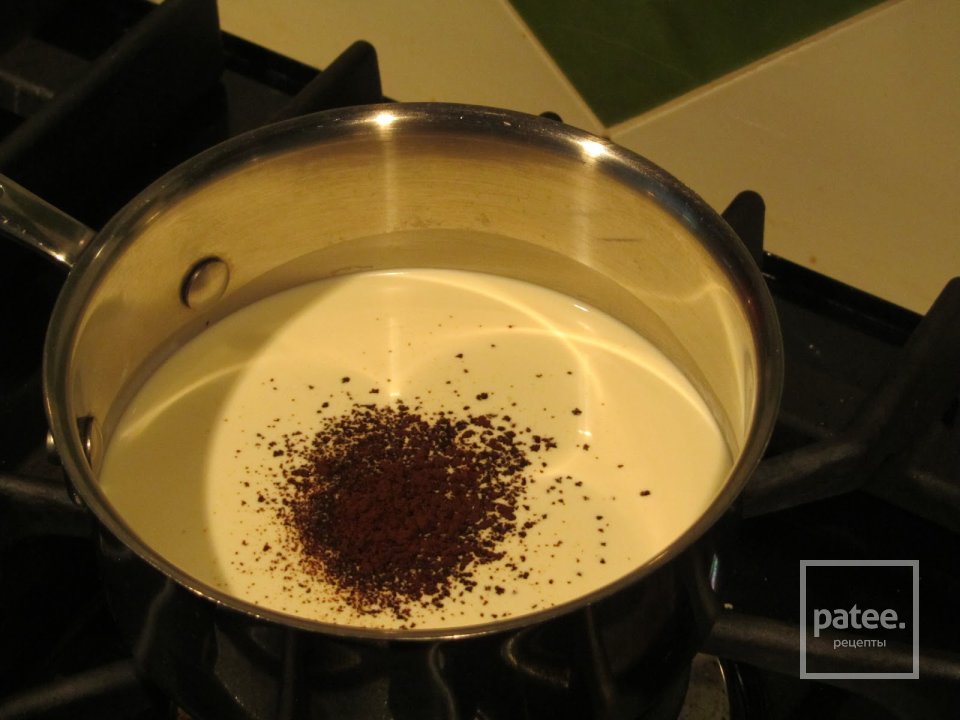 Вишнево-миндальные аранчини с шоколадным соусом - Шаг 30