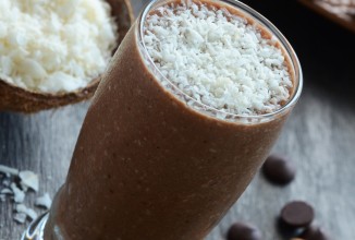 Миндально-банановый смузи