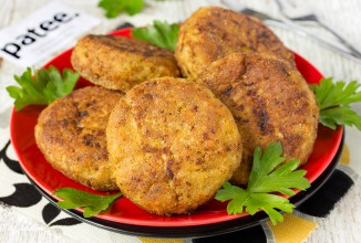 Рыбные котлеты из скумбрии с рисом