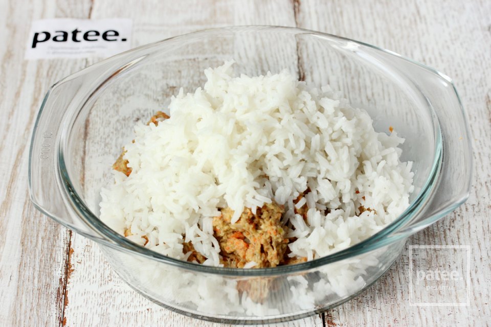 Рыбные котлеты из скумбрии с рисом - Шаг 8