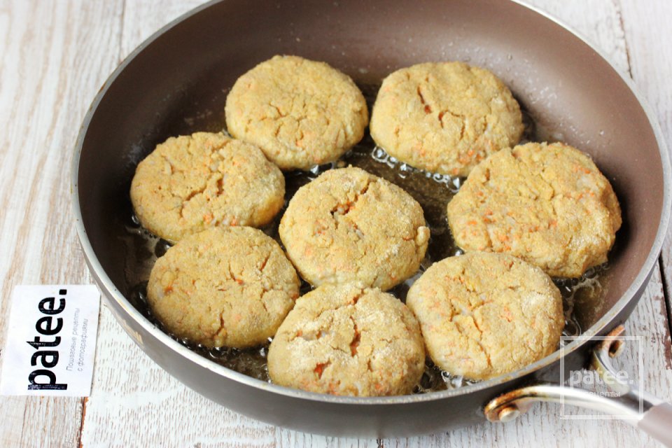 Рыбные котлеты из скумбрии с рисом - Шаг 12