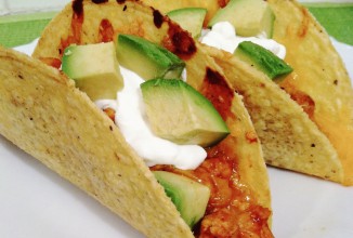 Тако с индейкой и авокадо