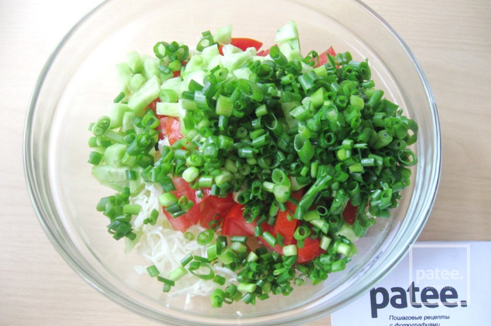 Салат с адыгейским сыром и овощами - Шаг 9