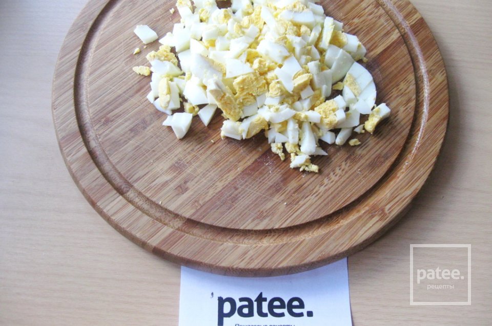 Салат с баклажаном и зеленым горошком - Шаг 6