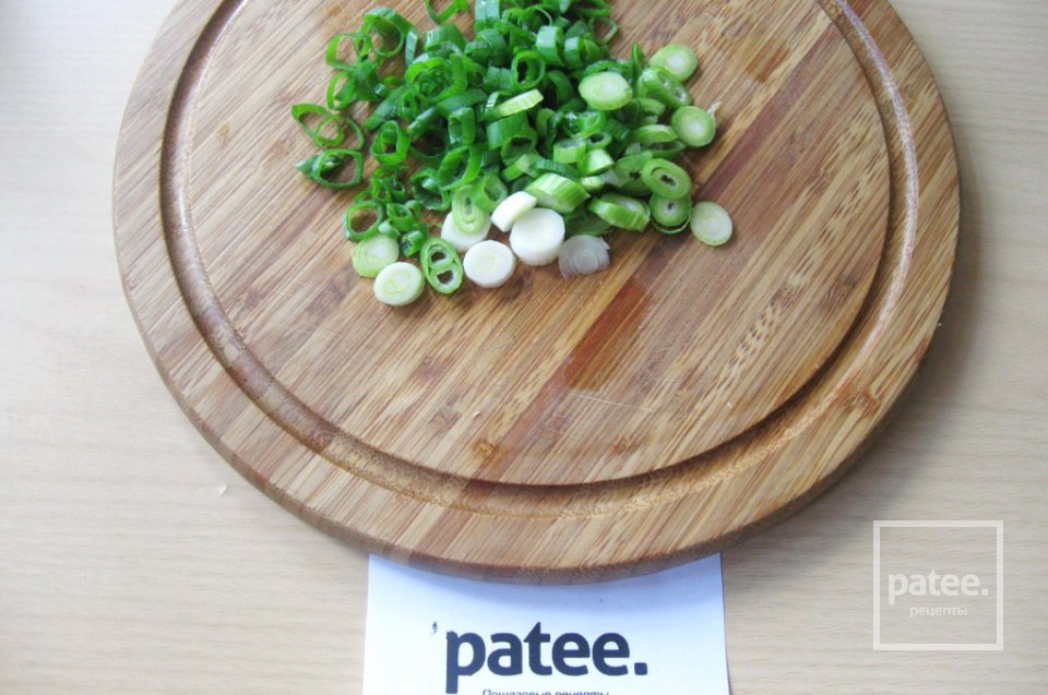 Салат с баклажаном и зеленым горошком - Шаг 10