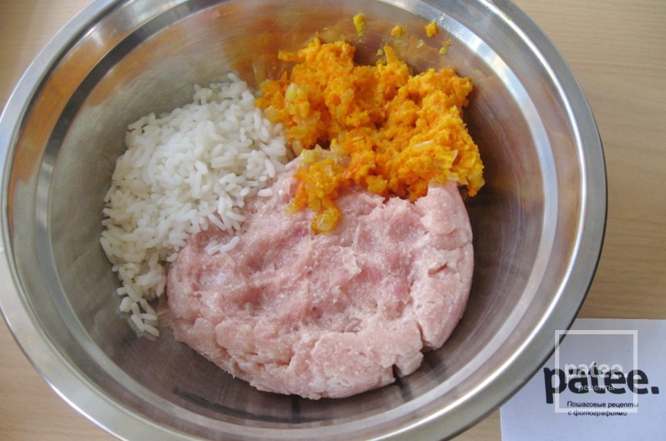 Котлеты с морковью и рисом - Шаг 7