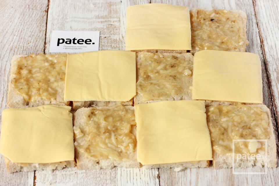 Тосты с сырно-банановой начинкой - Шаг 5