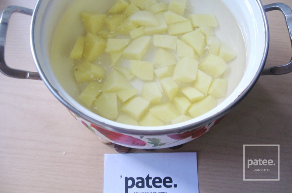 Овощной суп с куриными кнелями - Шаг 9