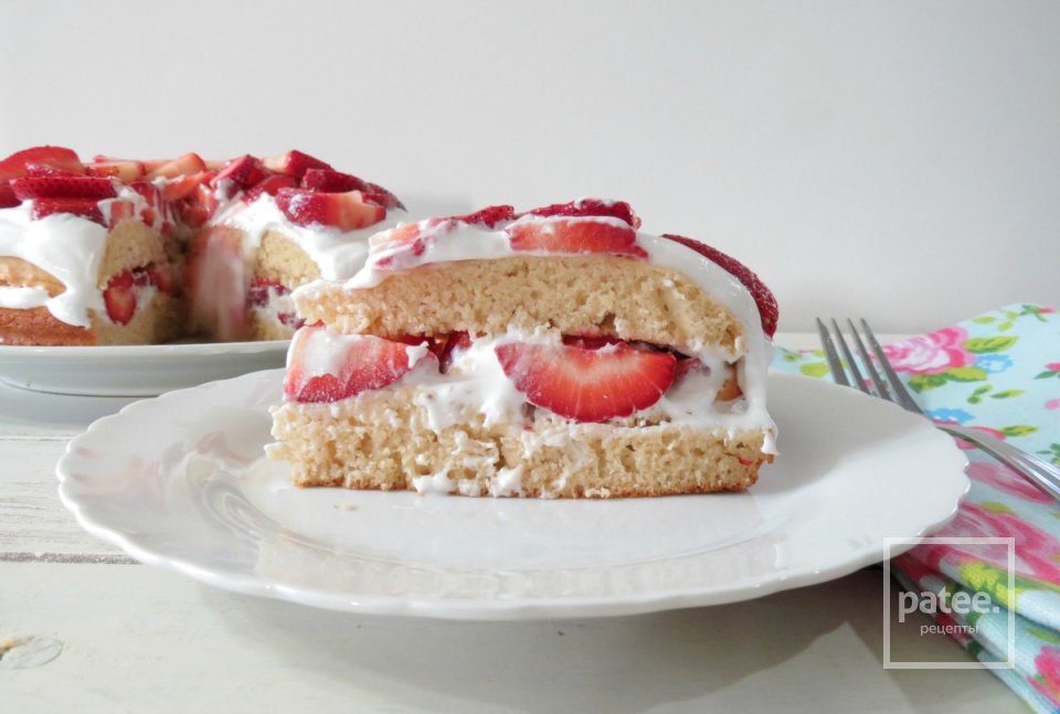 Торт с клубникой и кокосовыми сливками - Шаг 13