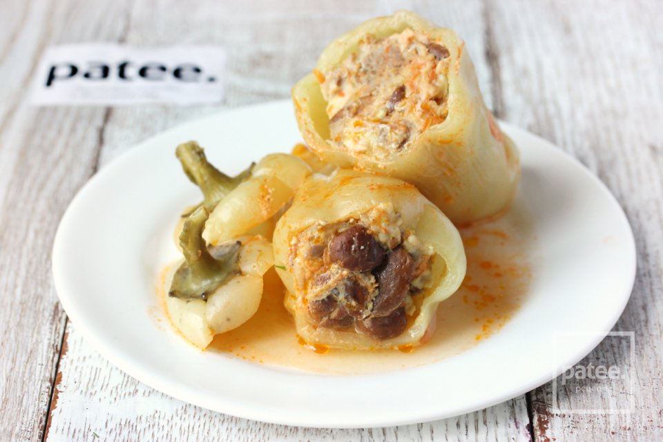 Перец, фаршированный куриным фаршем и лисичками - Шаг 18