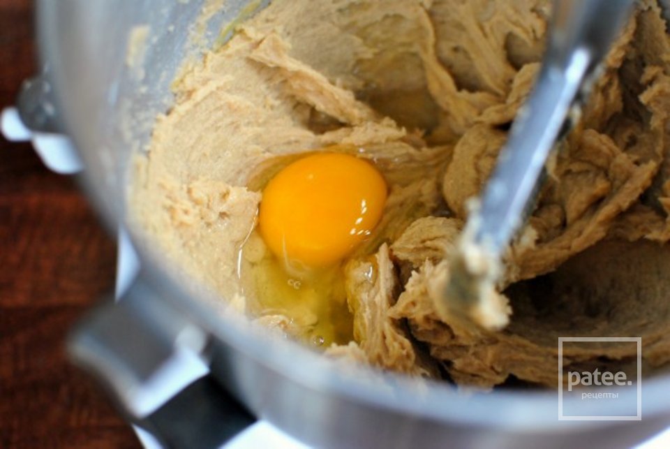 Печенье с белым шоколадом и макадамией - Шаг 6