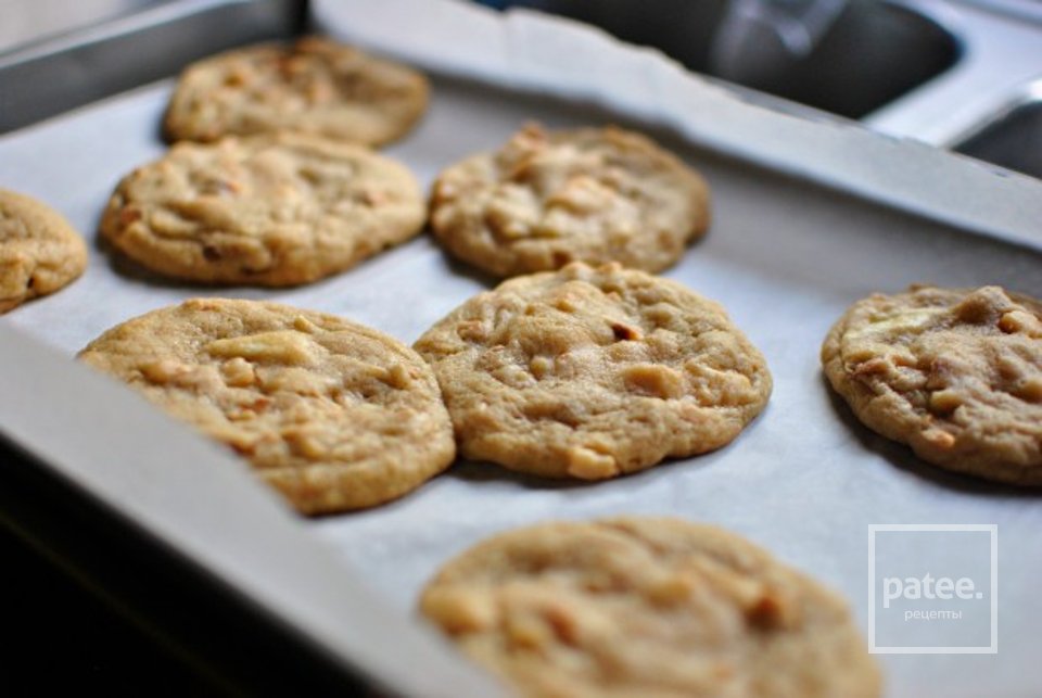 Печенье с белым шоколадом и макадамией - Шаг 16