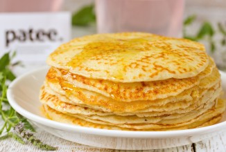 Манные дрожжевые блины