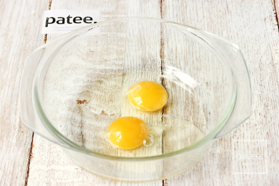 Манные дрожжевые блины - Шаг 2