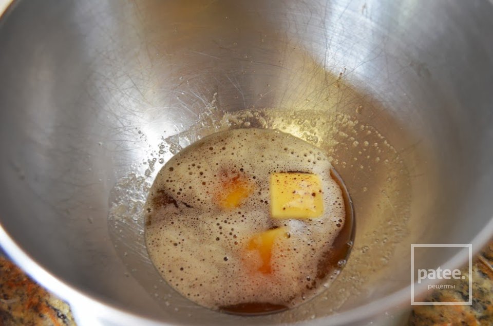 Брауни с орехами и шоколадом - Шаг 9