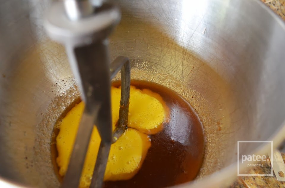 Брауни с орехами и шоколадом - Шаг 13