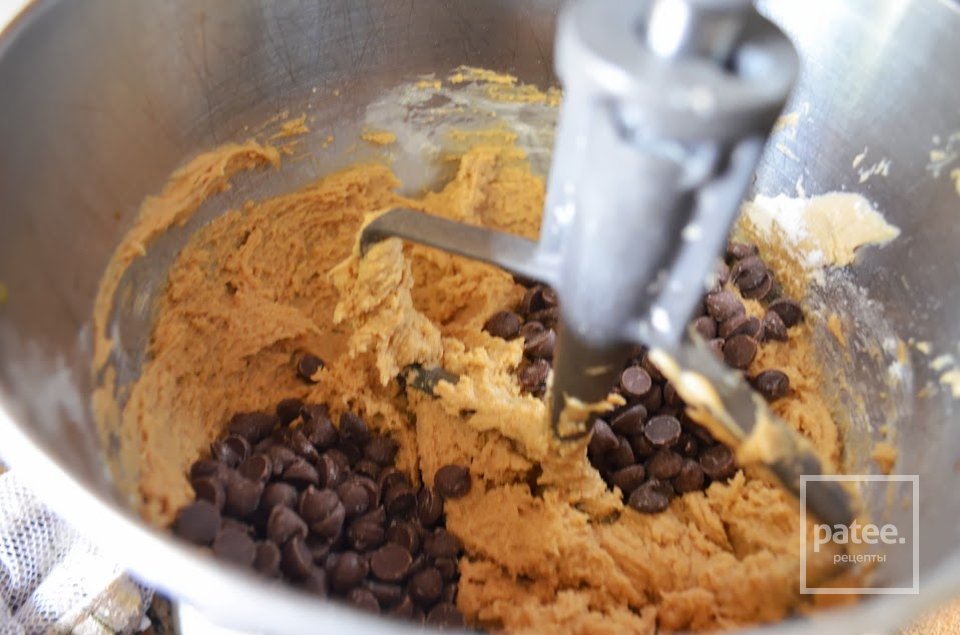 Брауни с орехами и шоколадом - Шаг 18