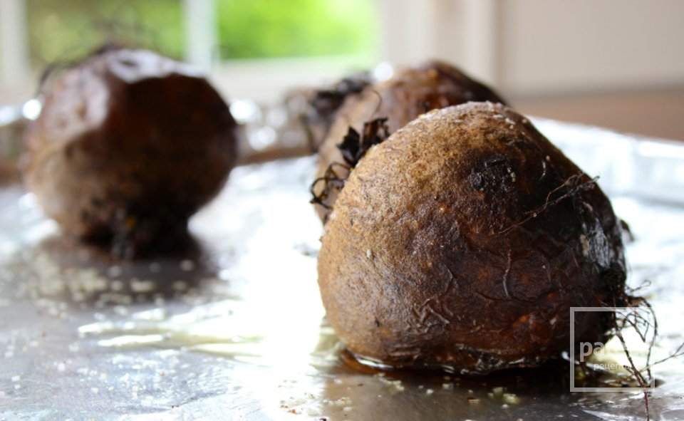 Салат из свеклы с рукколой - Шаг 1