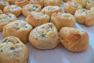 Рулет с курицей и халапеньо