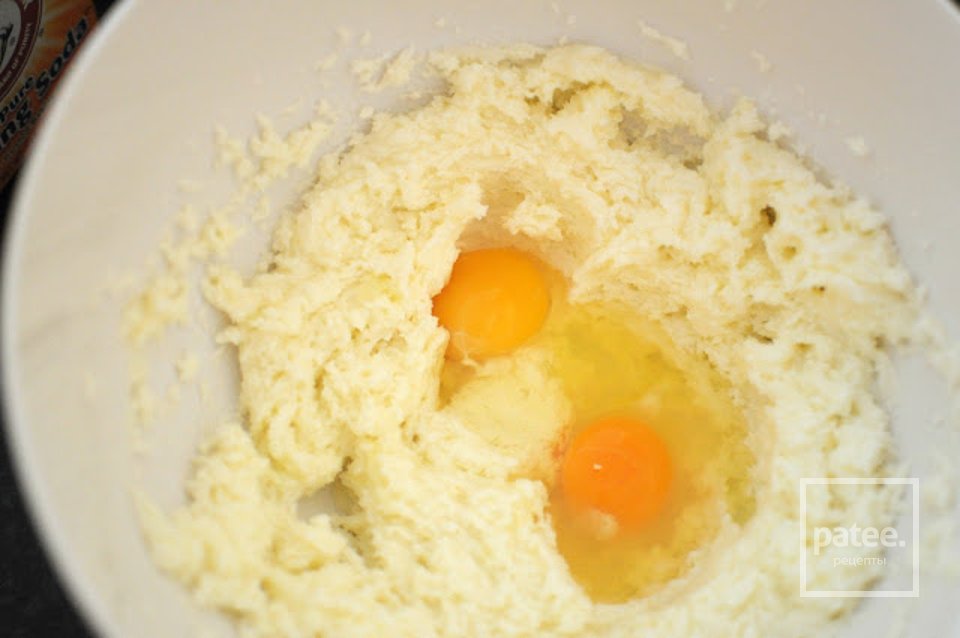 Печенье сникердудль с белым шоколадом - Шаг 3