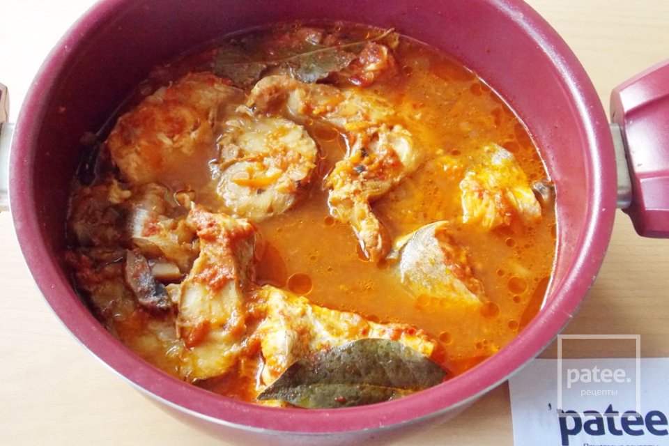 Треска в томатном соусе с грибами - Шаг 14