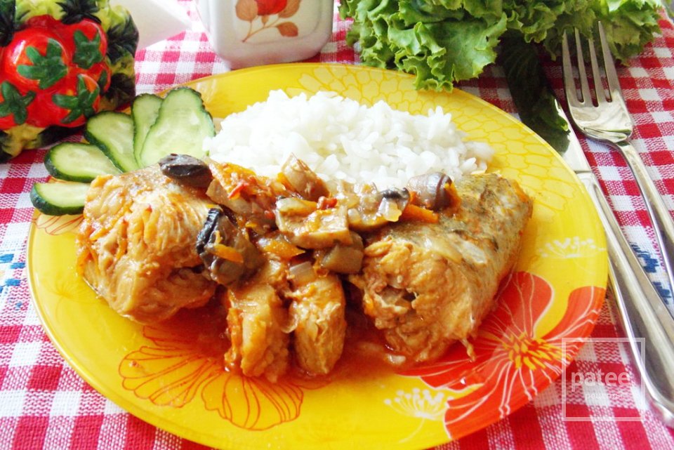 Треска в томатном соусе с грибами - Шаг 16