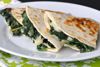 Кесадилья со шпинатом