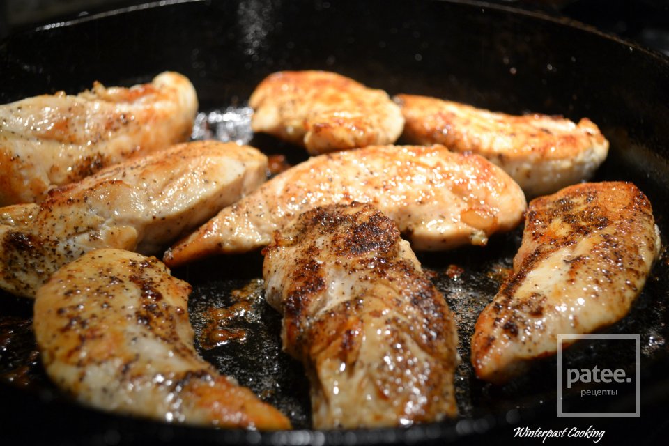 Кесадилья с курицей, беконом и орешками - Шаг 3