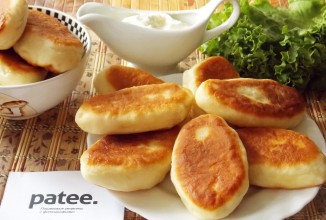 Жареные пирожки с картофелем и грибами