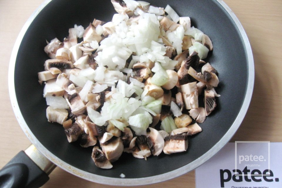 Жареные пирожки с картофелем и грибами - Шаг 15
