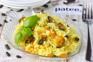 Плов с мидиями