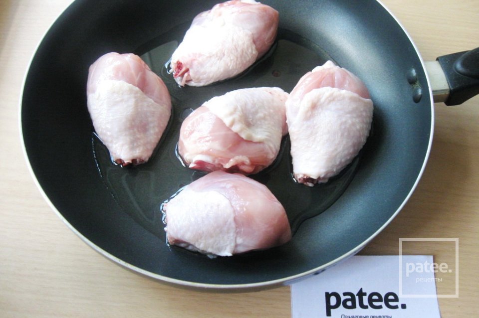 Курица тушеная с капустой - Шаг 3