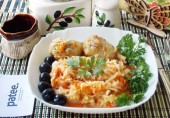 Курица тушеная с капустой