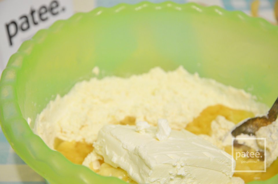 Черничный пирог со сметанной заливкой - Шаг 7