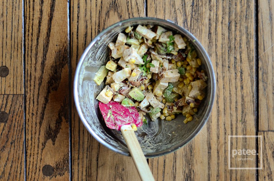 Куриный салат тако с беконом и авокадо - Шаг 9