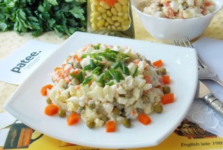 Салат с цветной капустой и куриной грудкой